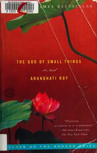 The God of Small Things (Paperback, 2008, Random House Trade Paperbacks)