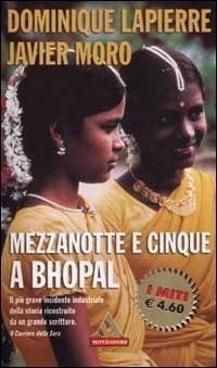 Mezzanotte e cinque a Bhopal (Paperback, Italiano language, 2001, Mass Market Paperback)